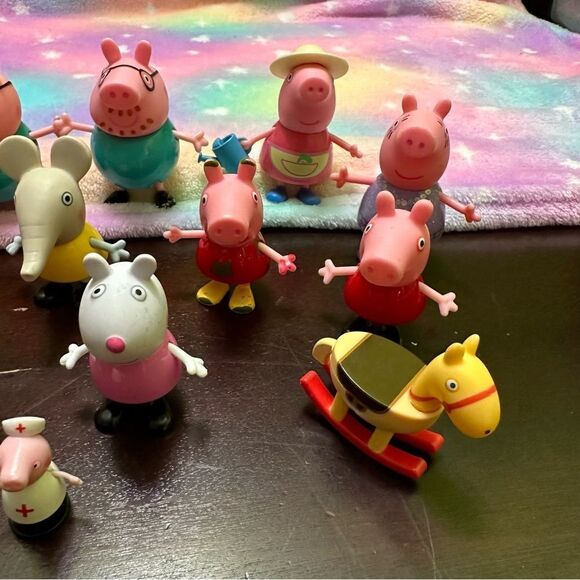 Peppa pig lot figures - Picture 5 of 8